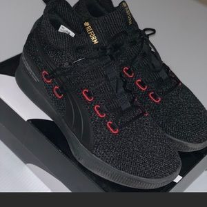 Puma Clyde Court Mens Athletic Basketball Shoes